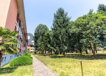Giardino - Quadrilocale Via Unità D'Italia
 
34, Olgiate Olona - foto 33