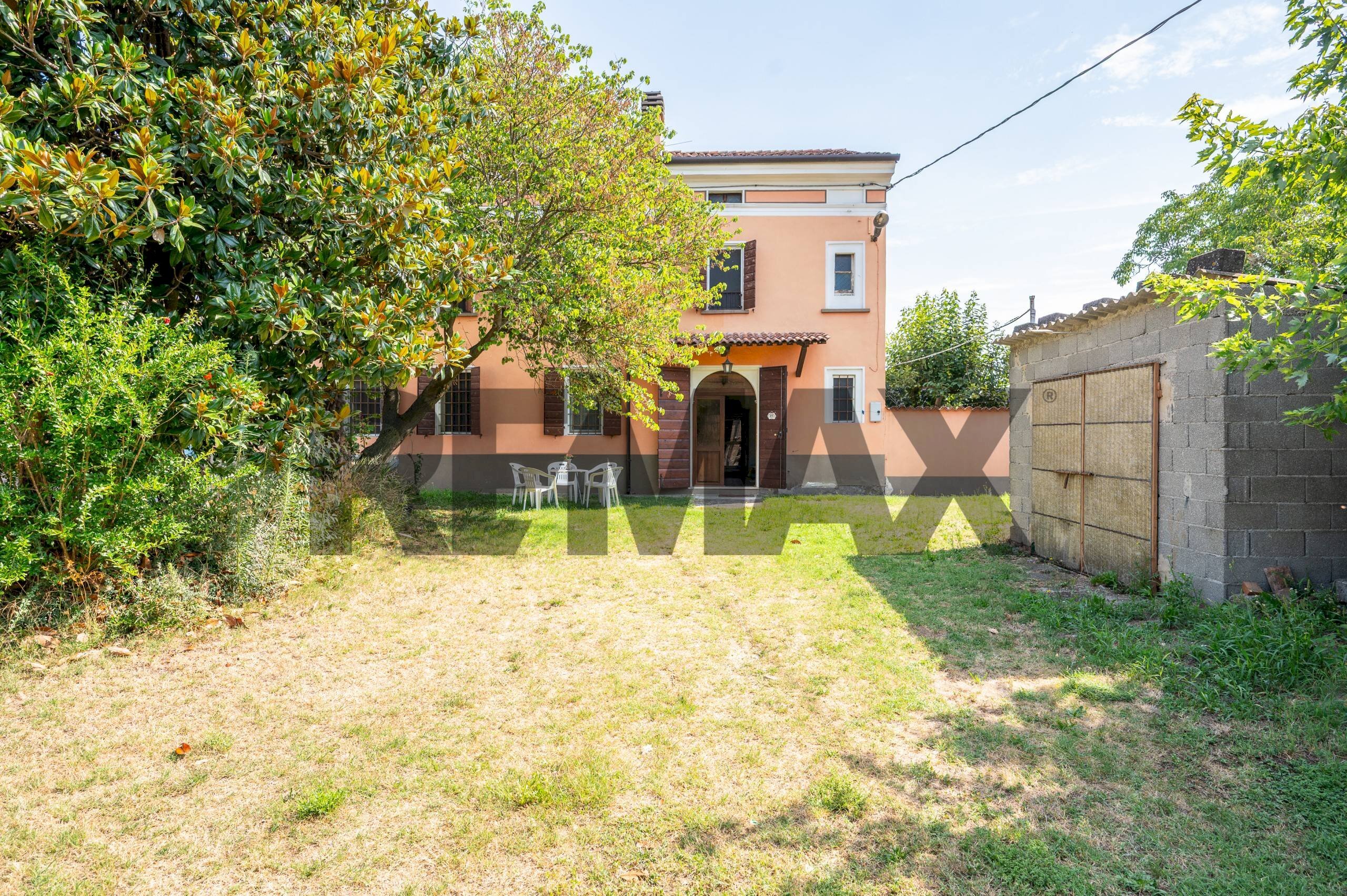 Casa all\'aperto - Terraced Villa Via Padre Kolbe
21/A, Commessaggio - photo 2