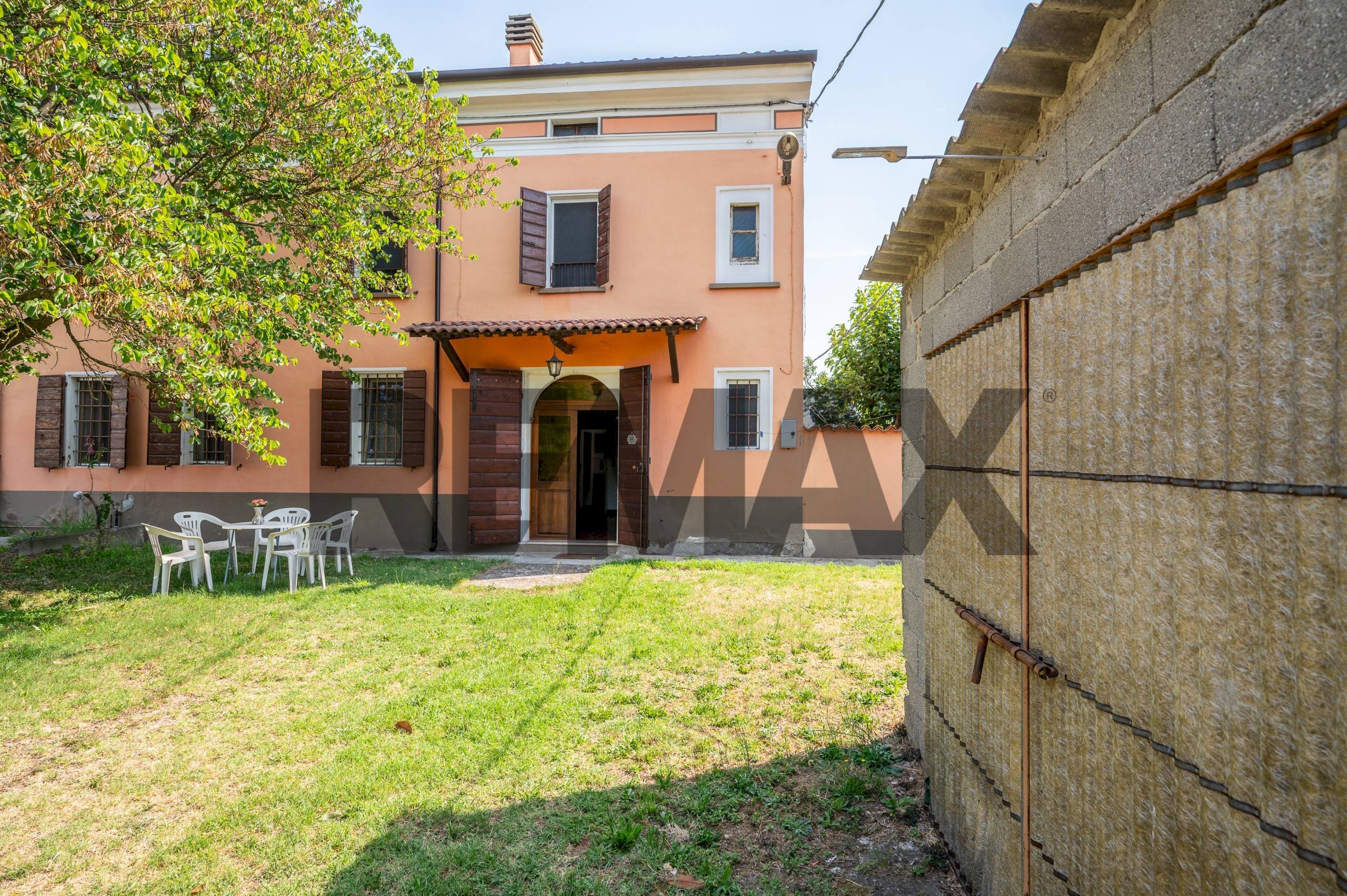 Casa all\'aperto - Terraced Villa Via Padre Kolbe
21/A, Commessaggio - photo 3