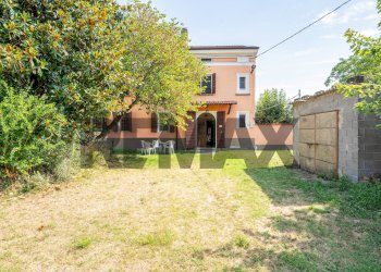 Casa all\'aperto - Terraced Villa Via Padre Kolbe
 
21/A, Commessaggio - photo 2