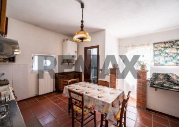Sala da pranzo - Terraced Villa Via Padre Kolbe
 
21/A, Commessaggio - photo 14