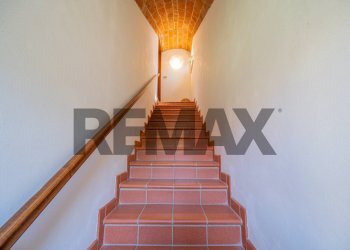 Scale - Terraced Villa Via Padre Kolbe
 
21/A, Commessaggio - photo 19