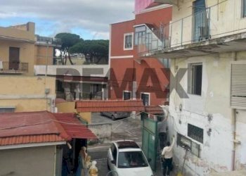 Edificio all\'aperto - Bilocale II VICO SAN VITO
 
38, Torre del Greco - foto 11