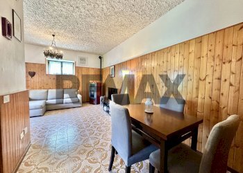 Sala da pranzo - Three-room apartment VIA AVIATICO
 
12, Selvino - photo 13