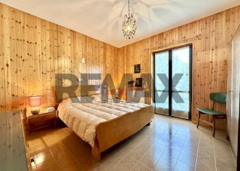 Camera / camera da letto - Three-room apartment VIA AVIATICO
 
12, Selvino - photo 20