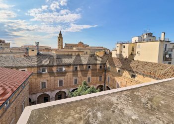 Edificio all\'aperto - Apartment Via Cesare De Lollis
 
10, Chieti - photo 22
