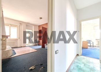 Hall / corridoio - Apartment Via Cesare De Lollis
 
10, Chieti - photo 23