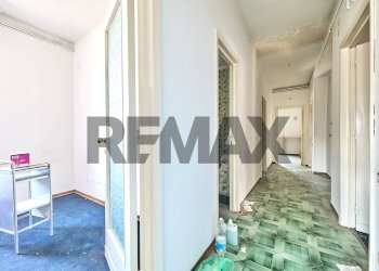 Hall / corridoio - Apartment Via Cesare De Lollis
 
10, Chieti - photo 34