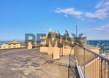 Terrazza - Apartment Via Cesare De Lollis
 
10, Chieti - photo 39