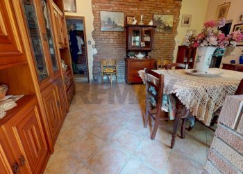 Sala da pranzo - Independent house Via  Giancarlo Ghiraldi
 
1, Copparo - photo 4