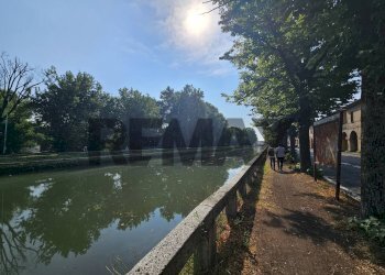 Vista dell\'acqua - Monolocale Viale Bligny
 
13, Pavia - foto 17