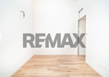 Stanza vuota - Two-room apartment via Matteotti
46, Rho - photo 8