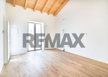 Stanza vuota - Two-room apartment via Matteotti
46, Rho - photo 11