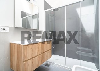 Bagno - Two-room apartment via Matteotti
46, Rho - photo 13