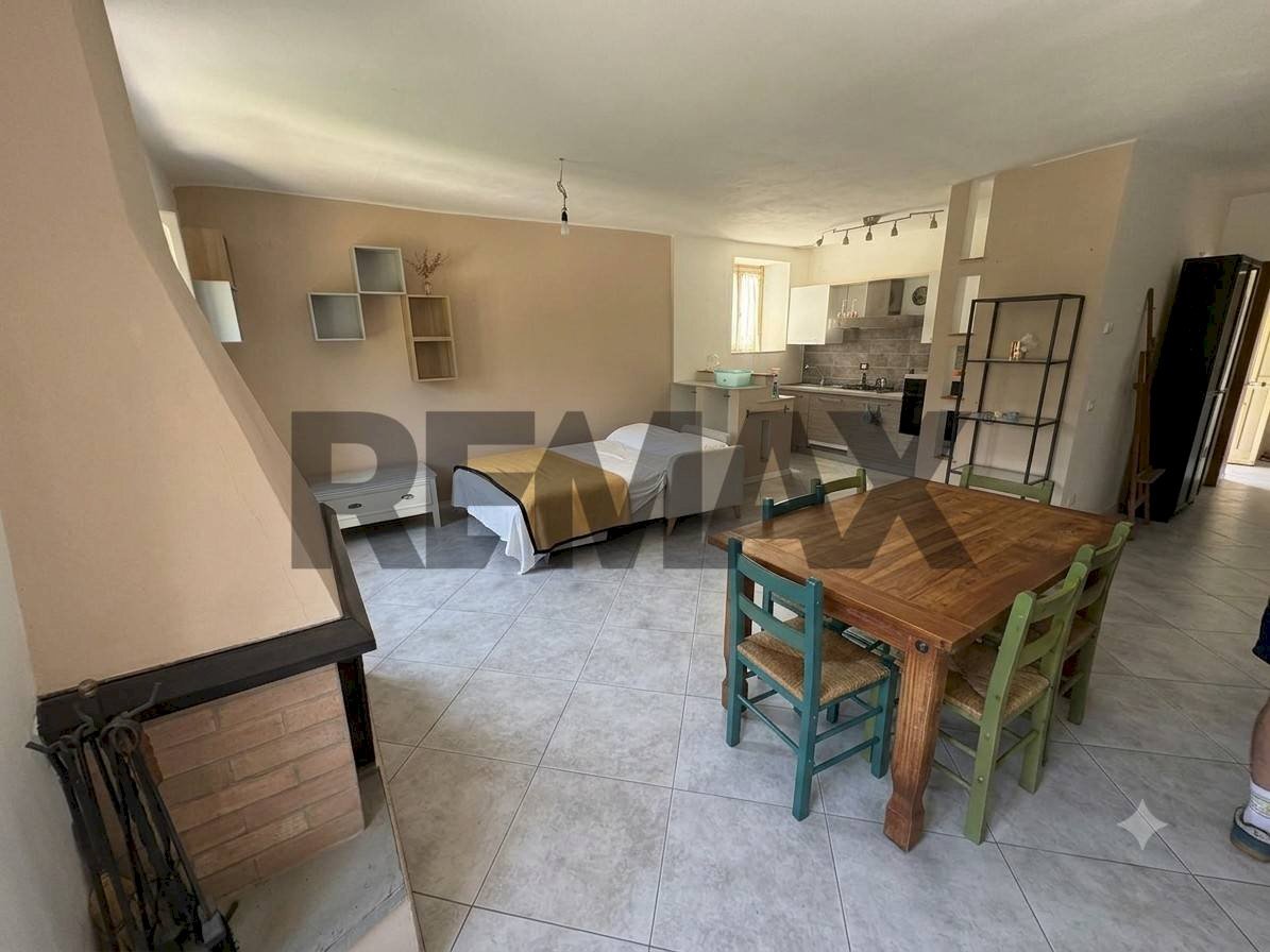 Sala da pranzo - Four-room apartment VIa degli Orti
39, Borgo a Mozzano - photo 3