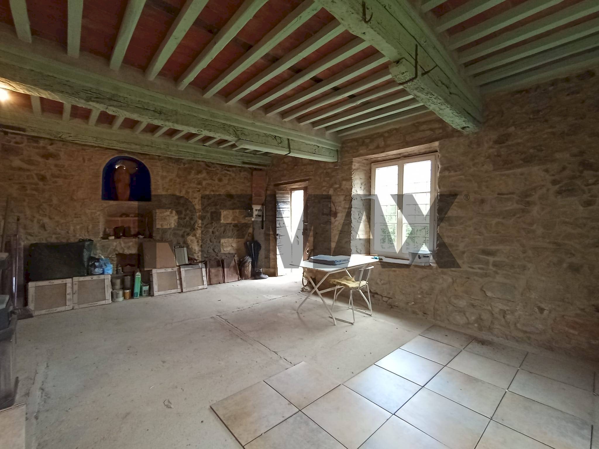 Sala da pranzo - Casa indipendente LOCALITA' RIOLO
 
102, Bagni di Lucca - foto 1