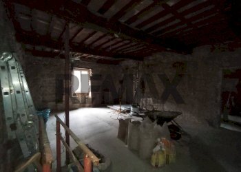 Parcheggio - Casa indipendente LOCALITA' RIOLO
 
102, Bagni di Lucca - foto 12