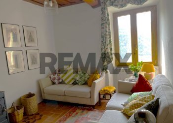 Soggiorno - Casa indipendente LOCALITA' FOSSA A MONTE
 
11, Bagni di Lucca - foto 1