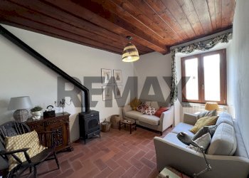 Soggiorno - Casa indipendente LOCALITA' FOSSA A MONTE
 
11, Bagni di Lucca - foto 7