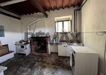 Cucina - Casa indipendente LOCALITA' FOSSA A MONTE
 
11, Bagni di Lucca - foto 16