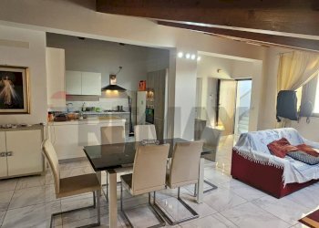 Sala da pranzo - Attico Viale Europa
 
10, Pietrelcina - foto 2