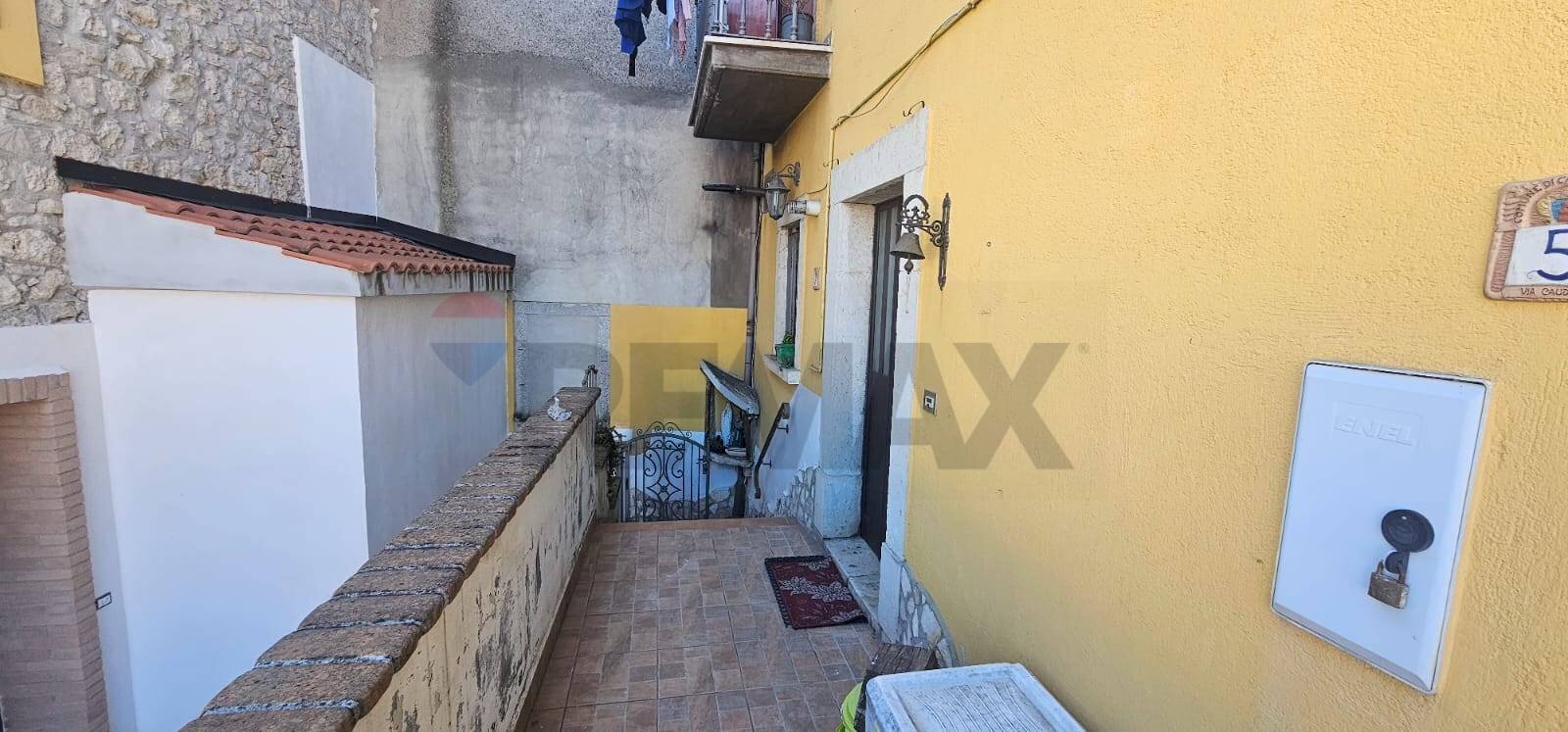 Terrazzino - Semi-detached house via Caudina
7, Campolattaro - photo 3