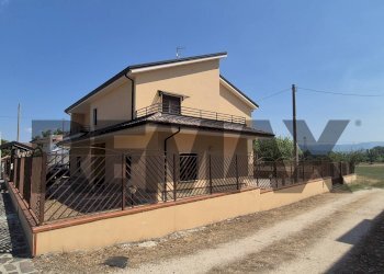 Casa all\'aperto - Villa Volturno
 
21, Ruviano - photo 3