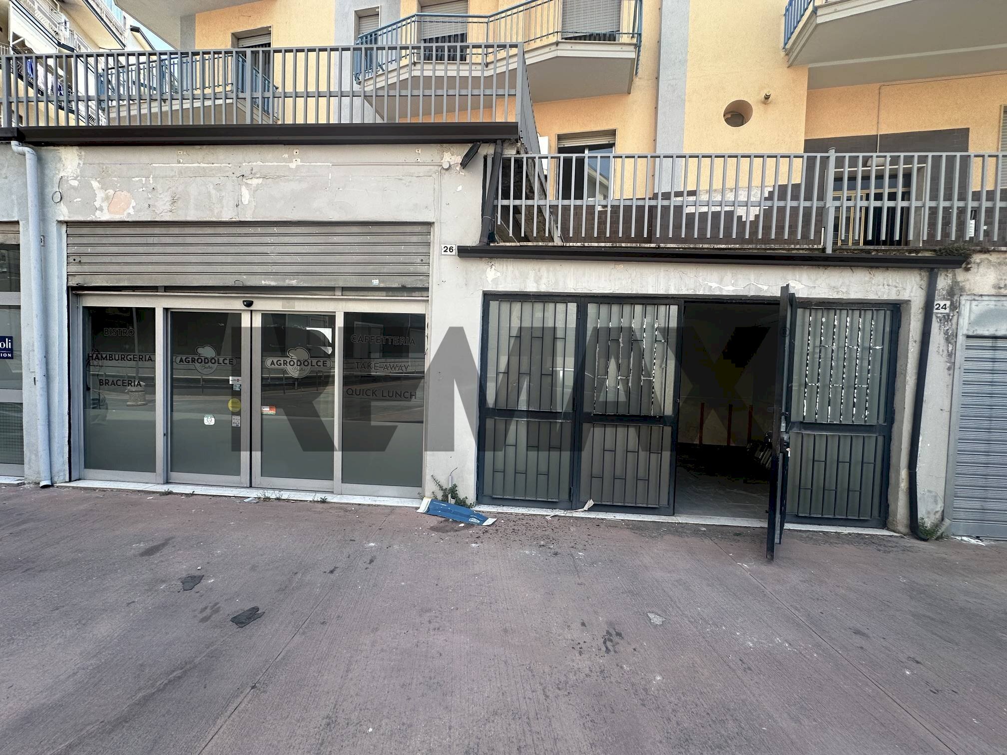 Edificio all\'aperto - Commercial Premises Via Gaetano Salvemini
 
snc, Benevento - photo 1