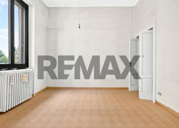Stanza vuota - Villa via Pascoli
 
16, Busto Arsizio - photo 25