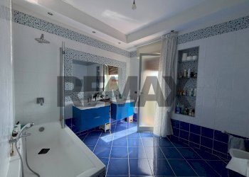 Bagno - Appartamento Via Marco Aurelio
 
1, Napoli - foto 20