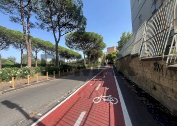 Edificio all\'aperto - Appartamento Via Marco Aurelio
 
1, Napoli - foto 22
