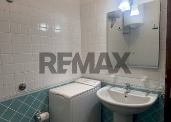 Bagno - Three-room apartment Via Aremogna
 
4, Roccaraso - photo 9