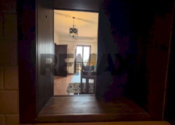 Hall / corridoio - Three-room apartment Via Aremogna
 
4, Roccaraso - photo 23