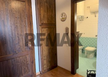 Hall / corridoio - Three-room apartment Via Aremogna
 
4, Roccaraso - photo 27