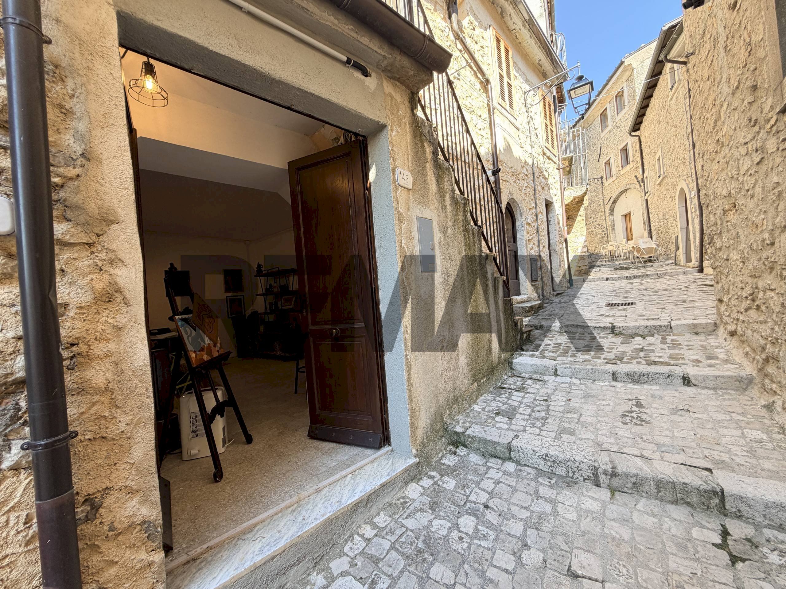 Edificio all\'aperto - One-room apartment Via Stretta
 
45, Barrea - photo 1