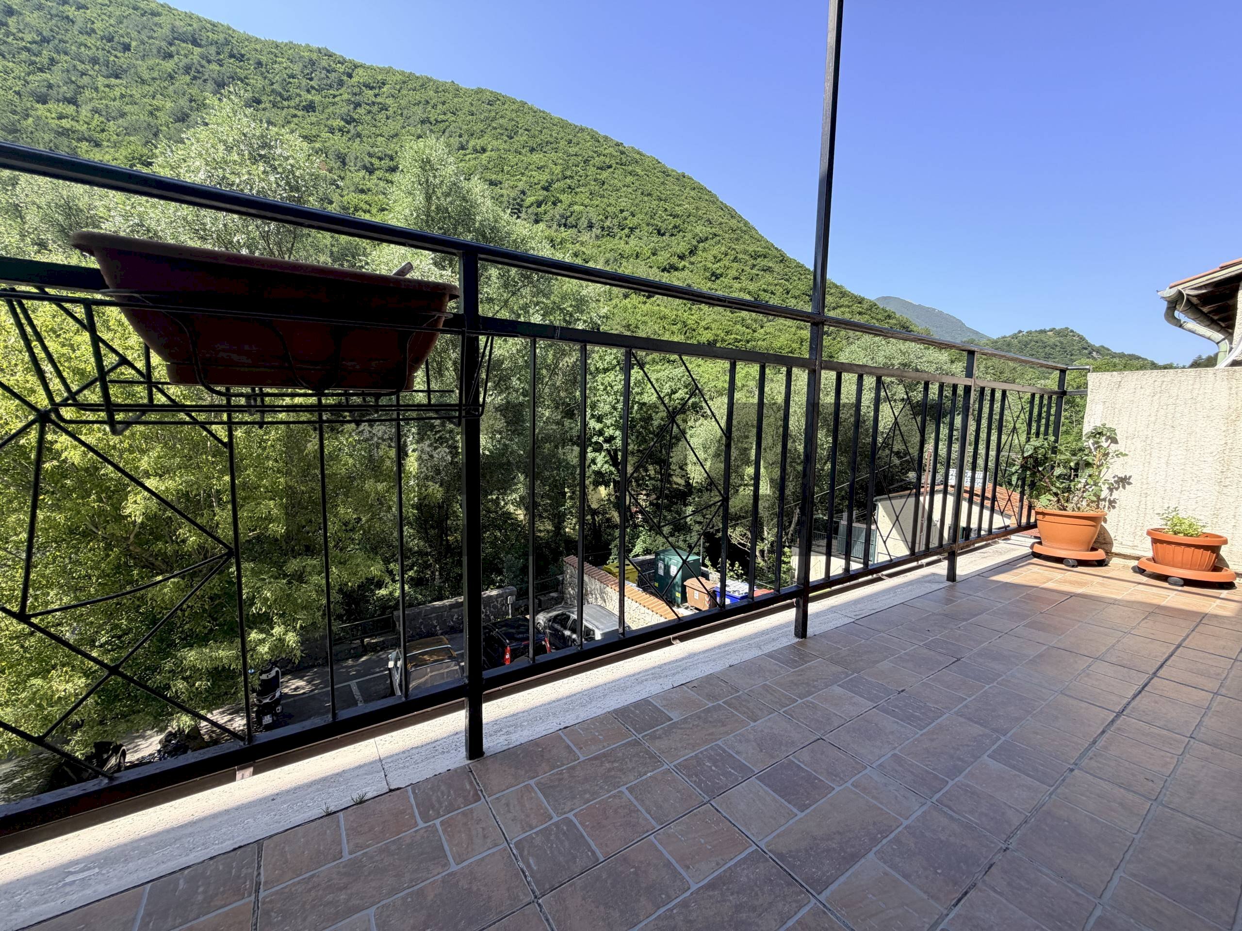 Balcone - Two-room apartment Via Borgo Nuovo
 
7, Villetta Barrea - photo 1