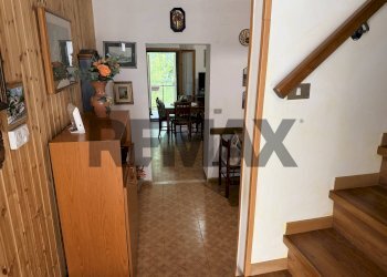 Hall / corridoio - Two-room apartment Via Borgo Nuovo
 
7, Villetta Barrea - photo 12