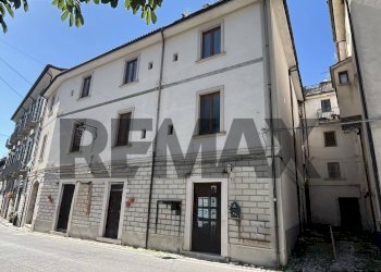Edificio all\'aperto - Apartment Via Benedetto Virgilio
 
49, Villetta Barrea - photo 1