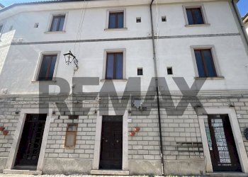 Edificio all\'aperto - Apartment Via Benedetto Virgilio
 
49, Villetta Barrea - photo 2