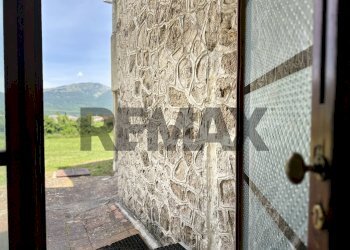 Vista delle montagne - Villa Via Santa Maria
 
30, Isernia - foto 15