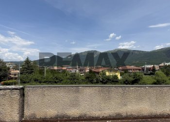 Vista delle montagne - Villa Via Santa Maria
 
30, Isernia - foto 93