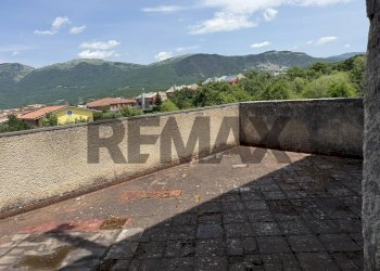 Vista delle montagne - Villa Via Santa Maria
 
30, Isernia - foto 96