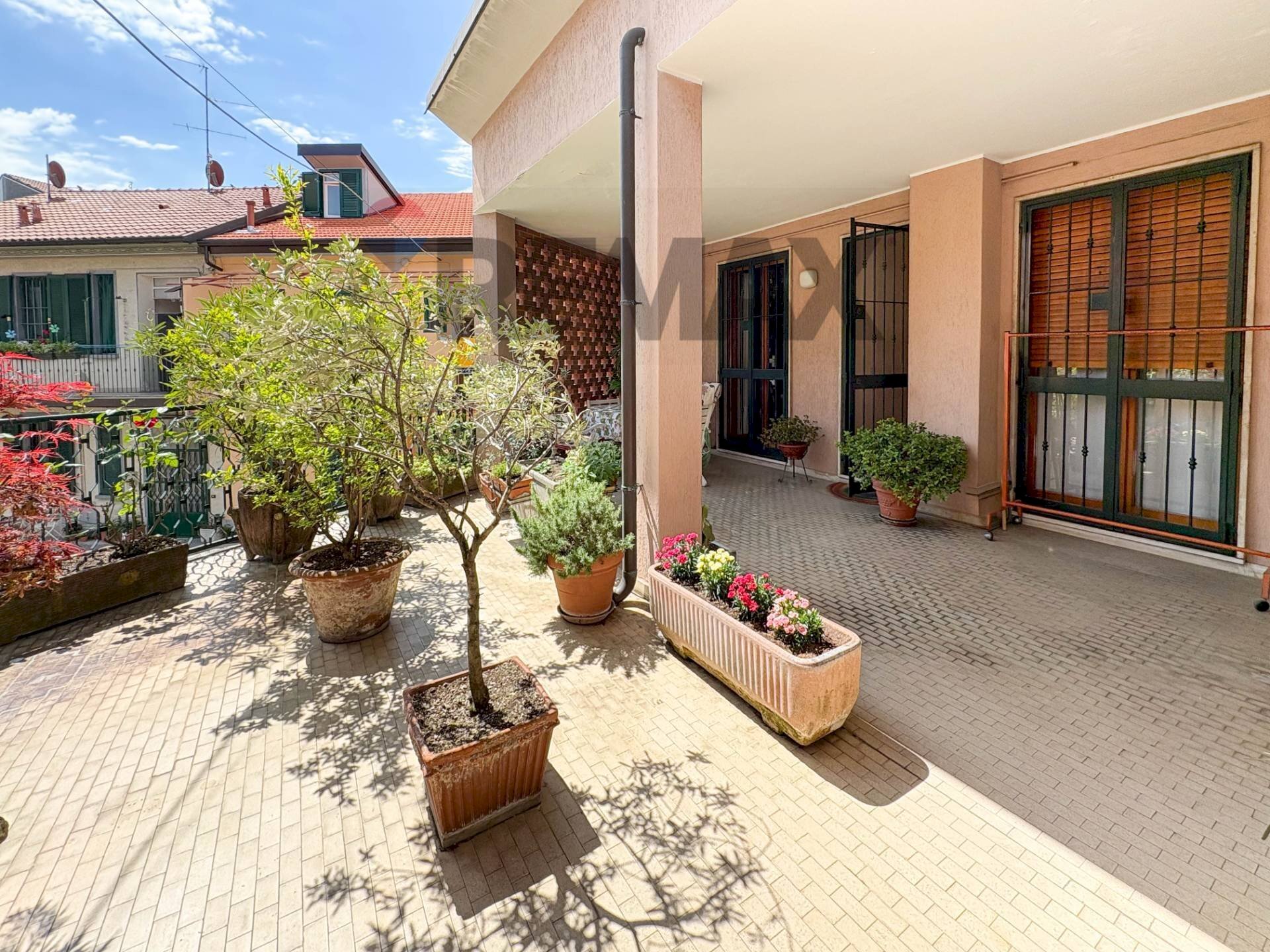 Terrazza - Four-room apartment viale vittorio veneto
14, Brugherio - photo 3