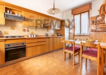 Cucina - Four-room apartment viale vittorio veneto
 
14, Brugherio - photo 11