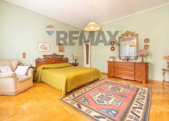 Camera / camera da letto - Four-room apartment viale vittorio veneto
 
14, Brugherio - photo 18