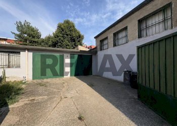 Terrazza - Four-room apartment viale vittorio veneto
 
14, Brugherio - photo 32