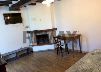 Soggiorno - Independent house Località Colonna, 3
 
1, Casina - photo 4