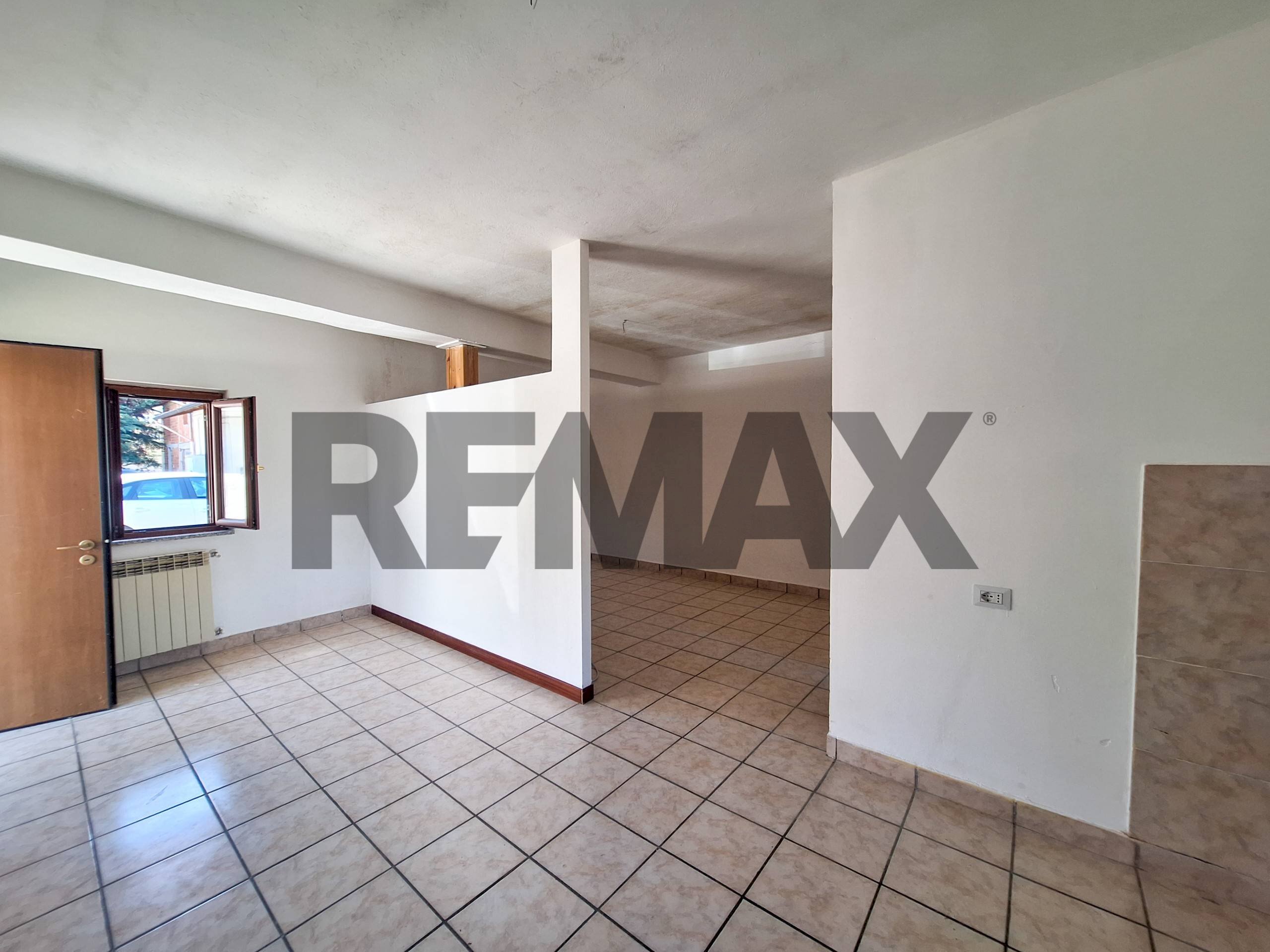 Stanza vuota - Casa semi indipendente FRAZIONE FORNACI
86, Fagnano Olona - foto 3
