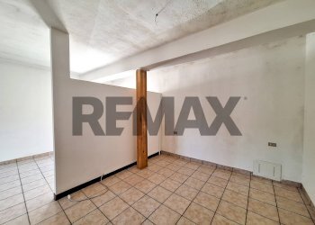 Stanza vuota - Casa semi indipendente FRAZIONE FORNACI
 
86, Fagnano Olona - foto 9