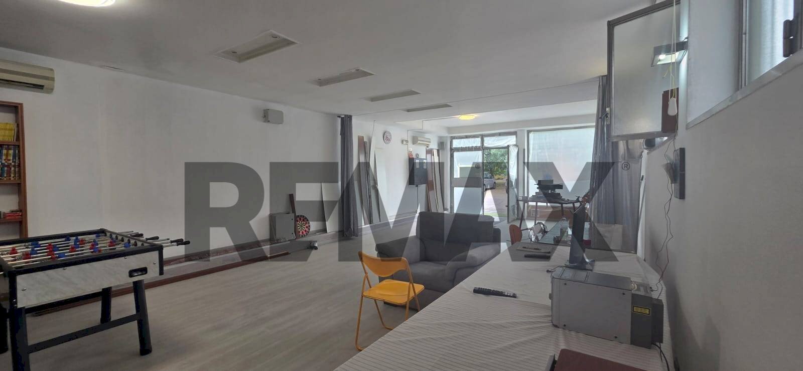 Soggiorno - Commercial Premises Via Frateli Vigorelli
2, Gallarate - photo 2